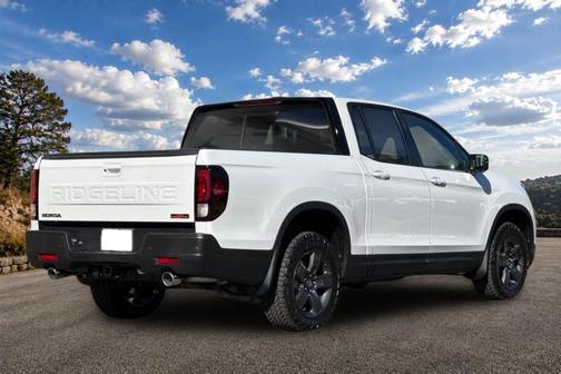 Platinum White Pearl 2026 Honda Ridgeline TrailSport