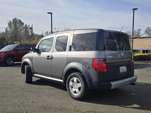 2005 Honda Element EX