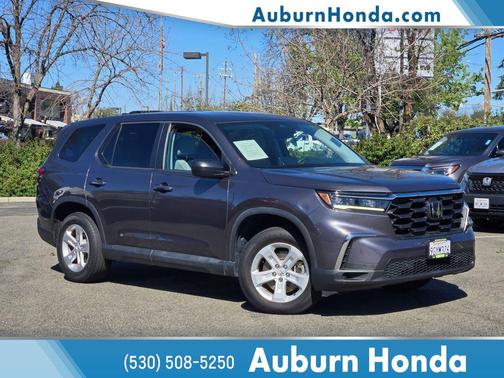 2023 Honda Pilot AWD LX