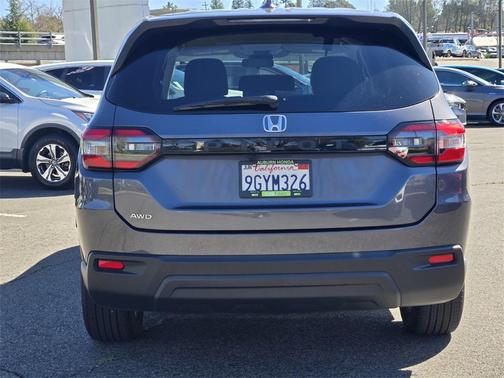 2023 Honda Pilot AWD LX