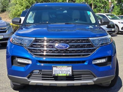 Atlas Blue Metallic 2020 Ford Explorer XLT
