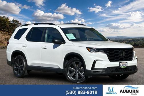 Platinum White Pearl 2024 Honda Pilot Sport