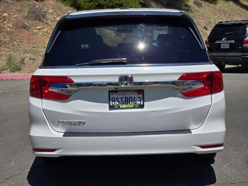 Platinum White Pearl 2020 Honda Odyssey EX-L