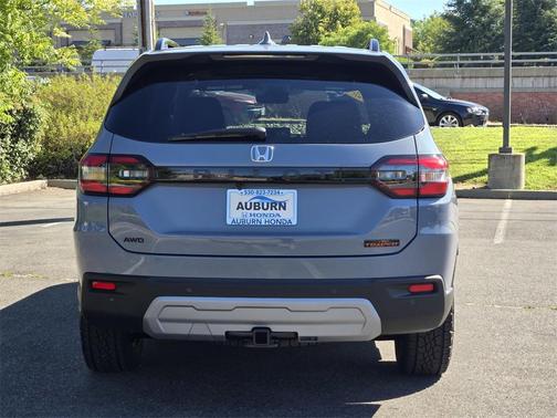 2025 Honda Pilot TrailSport