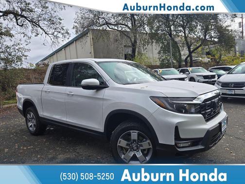 Platinum White Pearl 2026 Honda Ridgeline RTL