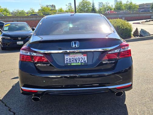 Crystal Black Pearl 2017 Honda Accord Sport SE