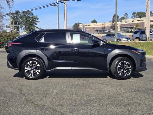 2025 Subaru Solterra Premium