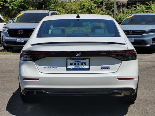2025 Honda Accord Hybrid Base