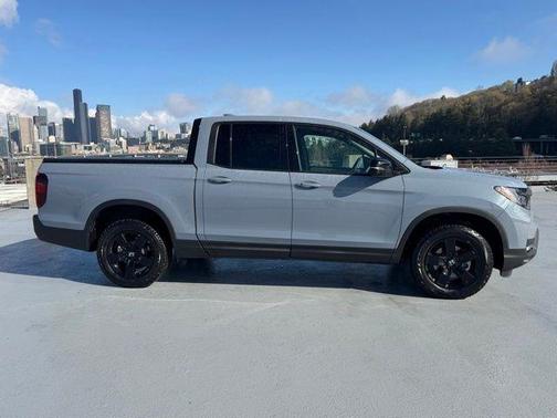 2025 Honda Ridgeline Black Edition