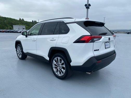 Super White 2019 Toyota RAV4 XLE Premium