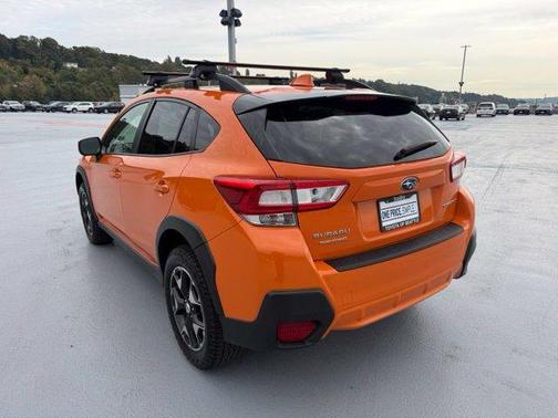 Sunshine Orange 2018 Subaru Crosstrek 2.0i Premium