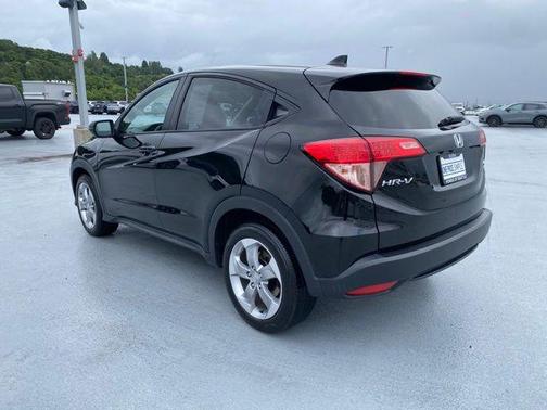 Crystal Black Pearl 2016 Honda HR-V EX