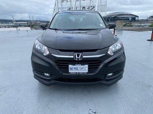 Crystal Black Pearl 2016 Honda HR-V EX