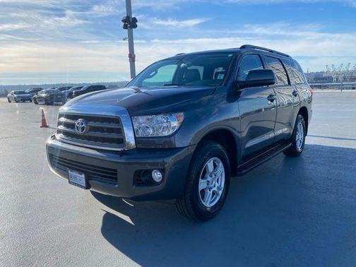 2017 Toyota Sequoia SR5