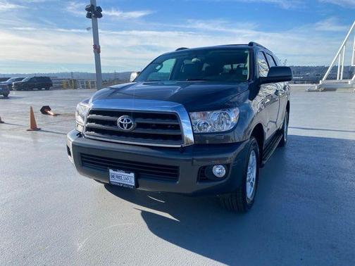 2017 Toyota Sequoia SR5