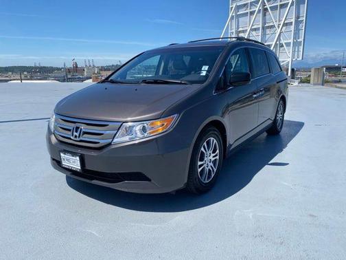 Polished Metal Metallic 2012 Honda Odyssey EX-L