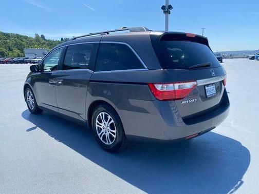 Polished Metal Metallic 2012 Honda Odyssey EX-L
