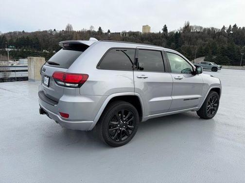2021 Jeep Grand Cherokee Laredo X