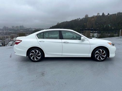 2016 Honda Accord EX