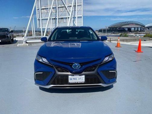 2024 Toyota Camry Hybrid XSE
