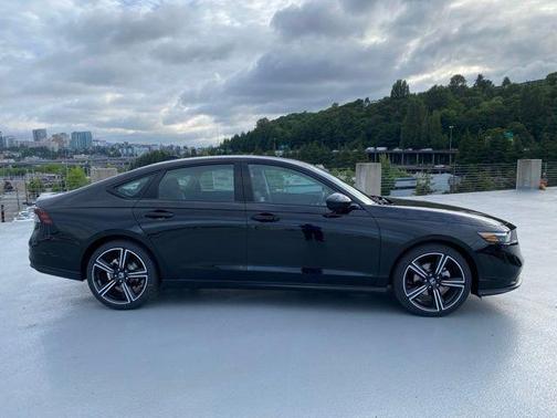 Crystal Black Pearl 2026 Honda Accord SE