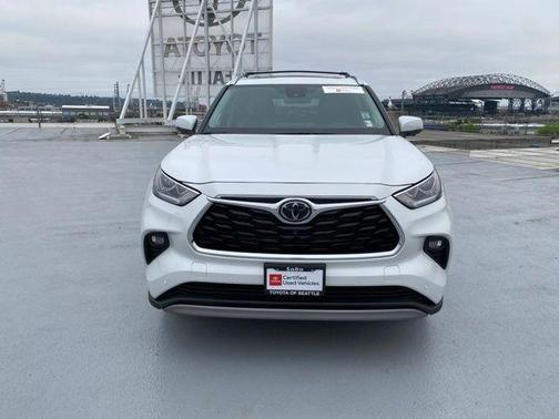 Wind Chill Pearl 2025 Toyota Highlander Hybrid Limited 25th Edition