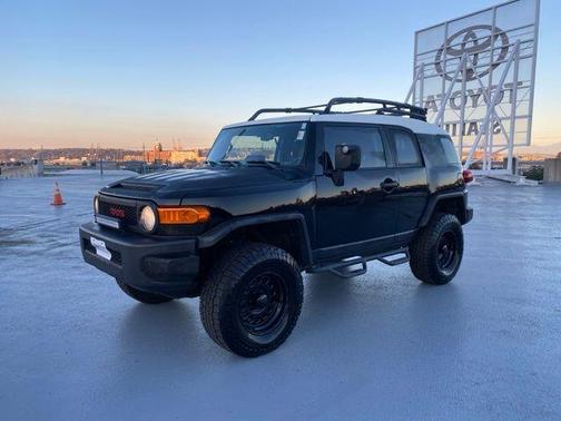 2012 Toyota FJ Cruiser Base