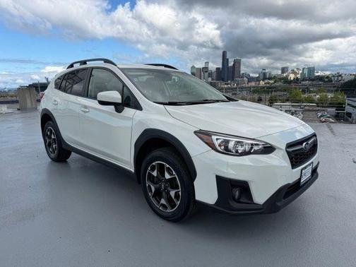 Crystal White Pearl 2019 Subaru Crosstrek 2.0i Premium