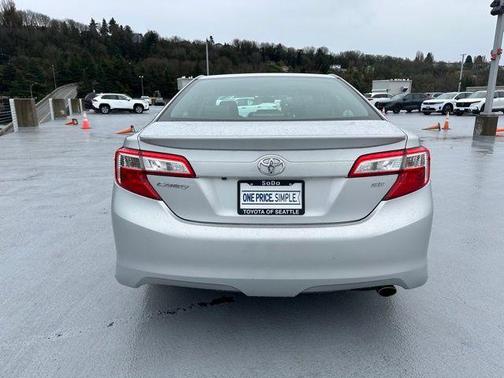 2014 Toyota Camry SE