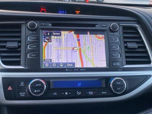 2017 Toyota Highlander SE