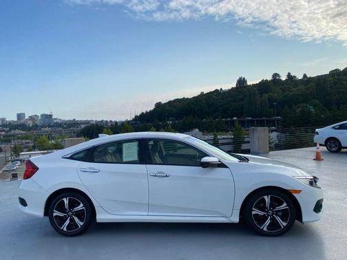 2018 Honda Civic Touring
