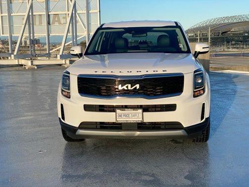 2022 Kia Telluride LX