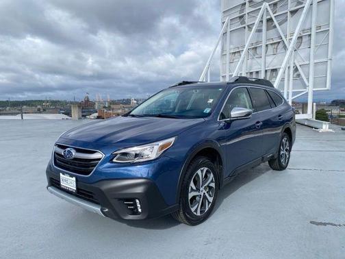 2022 Subaru Outback Touring XT