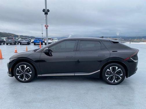 2022 Kia EV6 Wind