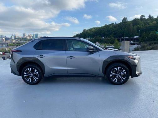 Metal 2024 Toyota bZ4X XLE