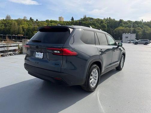 Storm 2024 Toyota Grand Highlander XLE