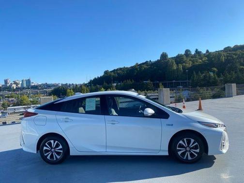 2018 Toyota Prius Prime Advanced