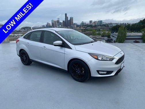 Ingot Silver 2016 Ford Focus SE