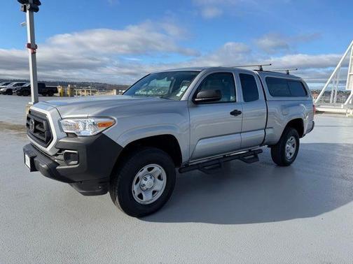 2022 Toyota Tacoma SR