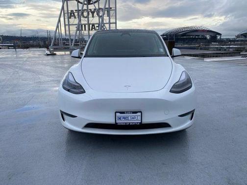 2024 Tesla Model Y Long Range