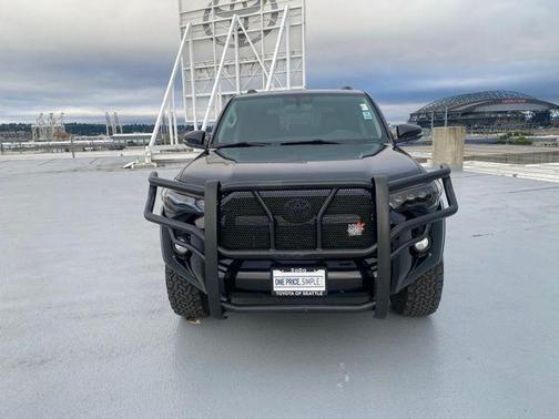Midnight Black Metallic 2019 Toyota 4Runner SR5 Premium