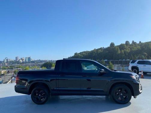 2023 Honda Ridgeline Black Edition