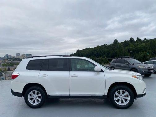 2013 Toyota Highlander Base Plus