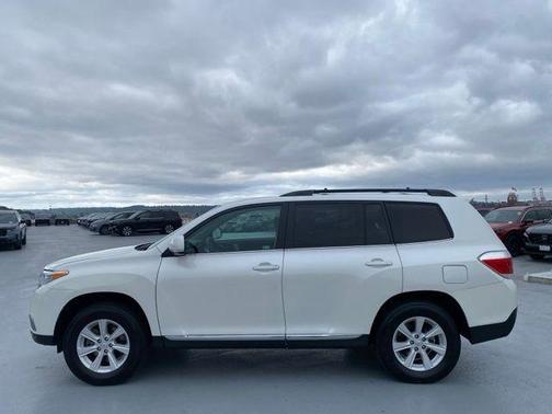2013 Toyota Highlander Base Plus
