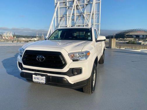 2022 Toyota Tacoma SR