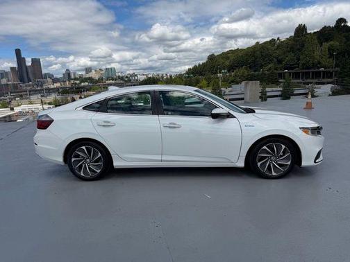 Platinum White Pearl 2022 Honda Insight Touring