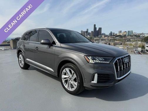 2023 Audi Q7 45 Premium Plus