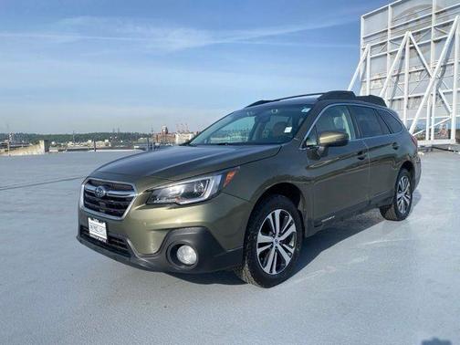 Wilderness Green Metallic 2019 Subaru Outback 2.5i Limited