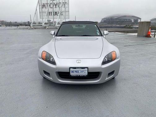 2002 Honda S2000 Base (M6)