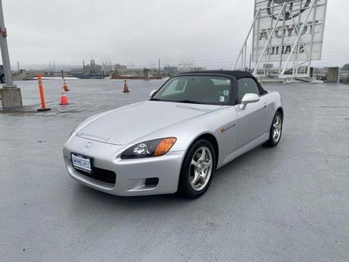 2002 Honda S2000 Base (M6)